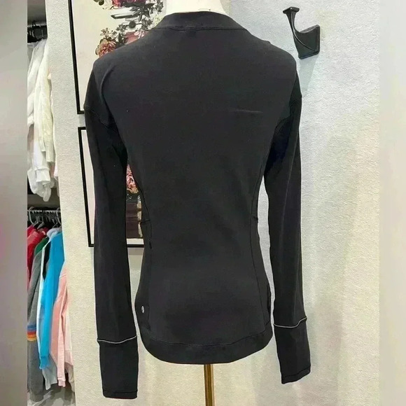 Lululemon Close to Crossing Long Sleeve Sz Small - Picture 4 of 10